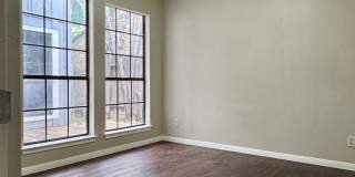 NOW AVAILABLE... 3-Bedroom 2-Bathroom Townhome in Capital Heights! Gallery 9