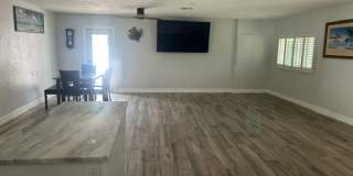 Beautiful 2/2 with dock and boat access Gallery 22