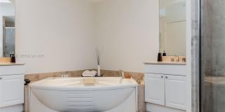 747 Crandon Blvd Gallery 18