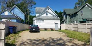 Downtown 2 Story Cottage Monthly Grand Rapids Rental Gallery 3