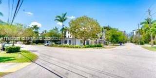 1615 Northeast 9th Street Gallery 9