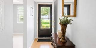 Fully Furnished Condo in Prestigious Guard-Gated Golf Community Gallery 4