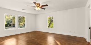417 E Hildebrand Gallery 21