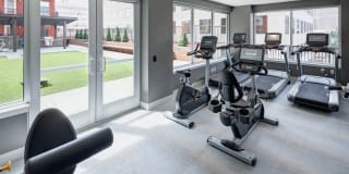 Radius Uptown Apartments Gallery 22