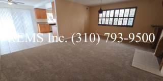 Large 4 Bedroom Single-Family Home with Pool & 2-Car Garage Gallery 6
