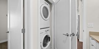 The Maxwell Downtown Des Moines Gallery 175