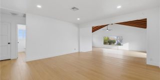 2917 Del Amo Gallery 4