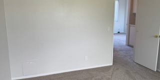 COMING SOON! 3 Bed + 1.5 Bath Townhouse Gallery 32