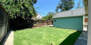 Charming 3 Bedroom in Historical Tower District Gallery 48
