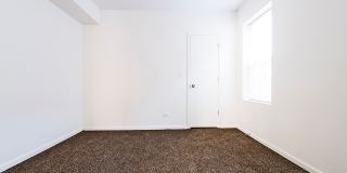 7938 S Hermitage Gallery 5