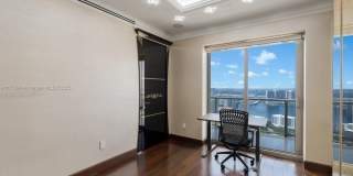 17749 Collins Ave Gallery 13