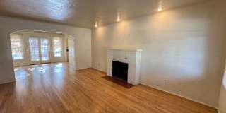 Stunning Nob Hill Bungalow! Gallery 5