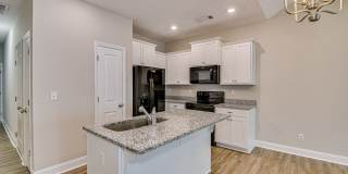 2 Bed/ 2 Bath Townhome - 7 Minutes from Fort Gordon! Gallery 27