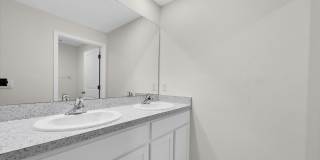 Available now in Wimauma | Spacious 5BR Home with 2,600+ Sqft Gallery 42
