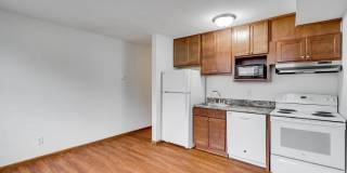 Bryant Manor Apartments Gallery 23