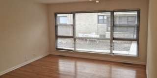 1942 Linden Ave Gallery 1