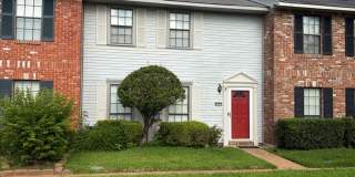 Beautiful 3 Bedroom Townhome Beautiful 3 Bedroom Townhome Gallery 1