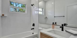 918 Eisenhower Boulevard Gallery 10