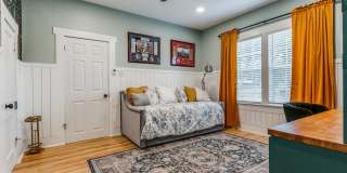 BEAUTIFUL 3-BEDROOM HOME IN LOS ANGELES HEIGHTS Gallery 9