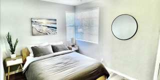 Fully Furnished 2BR Home with Huge Yard & Stunning Views – In-Unit Washer/Dryer! Gallery 8