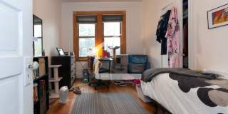 Charming 5 Bedroom-No Broker Fee Gallery 4