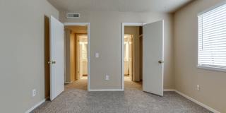 1 Bedroom 1 Bath Condo - Wilshire And NW Expressway Gallery 31