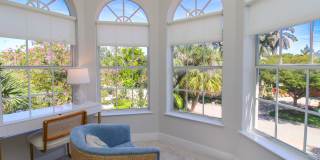 ****DOWNTOWN NAPLES*** SEASONAL***BEAUTIFUL VILLAS NAPOLI****NOW AVAILABLE*** Gallery 43