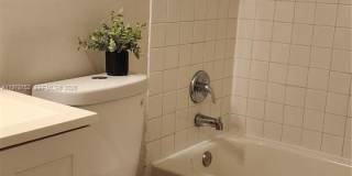 1631 SW 44th Ave Gallery 1