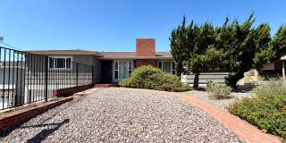 5 Bedroom, 3 Bath in College Area!! 5 Bedroom, 3 Bath in College Area!! Gallery 1