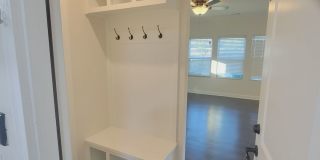 Spacious 4BR/.5BA Home in Steele Creek Gallery 8