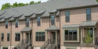 Dog-Friendly Townhome in Desirable Belvedere Community Gallery 1