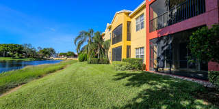 Beautiful Estero Condo Gallery 54