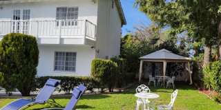 Resort-style 5 bedroom Thousand Oaks home with a pool! Gallery 5