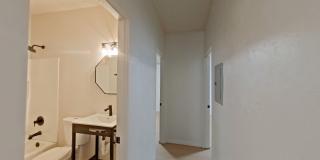 University Manor - Newly Renovated Units just a short walk from Campus! Gallery 89