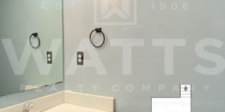 2 Bedroom Southside Townhouse Gallery 12