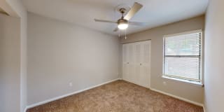 Lynnwood Park Gallery 17