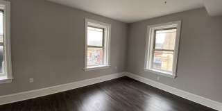 306 W Franklin Gallery 40