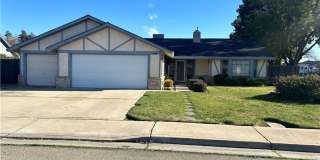 HOUSE FOR RENT Gallery 1