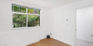 209 13th Avenue EastUnit B Gallery 6