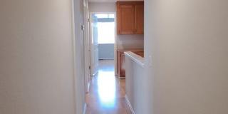 Spacious & Great Design Home in Suisun Gallery 18