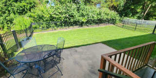 Executive 3+BR, 3BTH Rancher, 2car gar (with ALL utilities only $450/mo) and lawncare and snow removal provided! Gallery 4