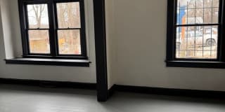 3079 N 21st St Gallery 11