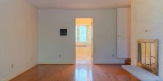 1602 Greenwood Gallery 6