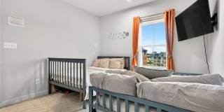 Luxurious 3 Bed 2.5 Bath Townhome In Beautiful Foster's Glen Gallery 26