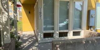***1,000 Off 1st Month rent if Lease signed by 9/1*** Light filled 3BD/3BA townhome Gallery 24