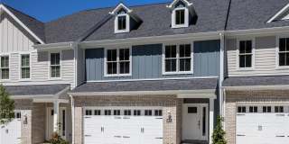 413 WALNUT CT Gallery 1