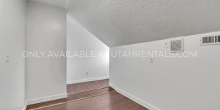 271 N 200 E Gallery 15