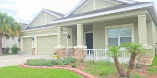 Spacious Pond-View Home with 4 Bedrooms, Office, Flex Space & Oversized Screened Lanai in Channing Park! Spacious Pond-View Home with 4 Bedrooms, Office, Flex Space & Oversized Screened Lanai in Channing Park! Gallery 3