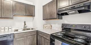 Harbour Pointe Apartments Gallery 2