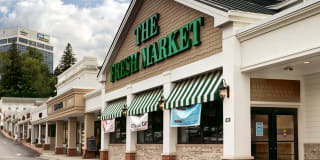 The Winthrop Gallery 25